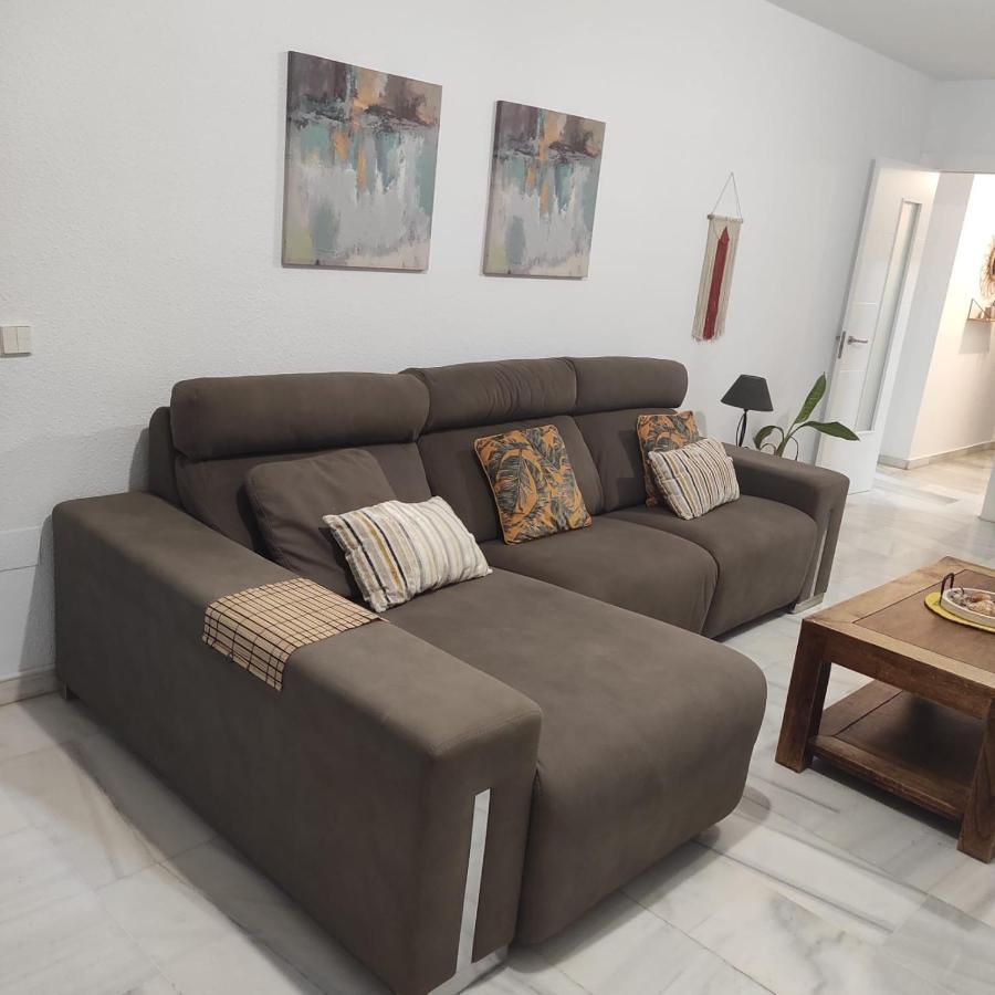 El Barquito Del Abuelo Apartment Malaga Exterior photo